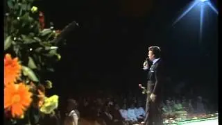 Peter Alexander: Medley- Der letzte Walzer und komm und bedien dich (live 1976)