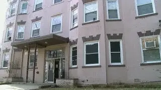 Are criminals walking away from halfway houses?