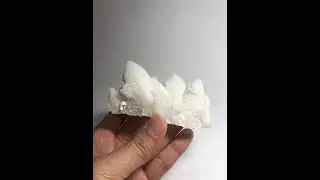 163g Druzy Snow White Quartz Raw crystals