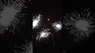 Funke Scream Cake #silvester #feuerwerk #pyro