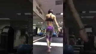 yuko_yoga4 - Hotel's gym ( do some #yoga ?!) - awesome periscope video