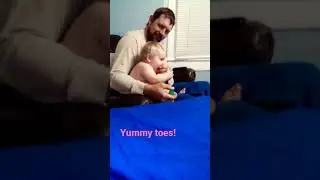 Baby biting toes #quittingpaci1toeatatime# 😋🥰😂