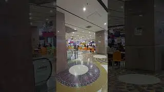 Food Court of Fortress Square Mall #ytshorts #travel #shoppingmalllahore #lahore #lahoreattractions