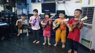 Lagenda Ukulele_ Group A: Johnny Caught a Flea