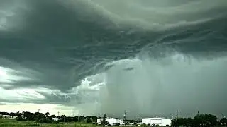 Incredible Structure on Central Texas Severe Thunderstorm (May 19, 2023)