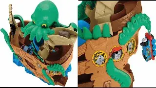 Playing with Thomas & Friends  Adventures, Sea Monster Pirate. 🚂Thomas Toy Train Review