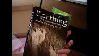 Ragdoll Cat Reviews Earthing Pad and Earthing Book - ラグドール - Floppycats