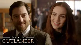 Brianna and Roger Meet For The First Time | Outlander