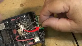 Dewalt battery level indicator trouble