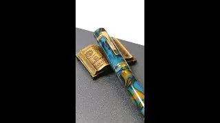 The Latest Pen Chalet EXCLUSIVE: Gioia Alleria Peacock Fountain Pen
