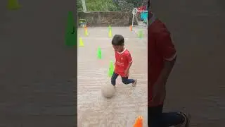 #Footballskill #FIFA #UEFA #CR7 #messi #tomasmuller #miroslavklose #tonikross #DFB #Lahm #peterdewan