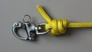 Hoe knoop je een lijn aan een sluiting?