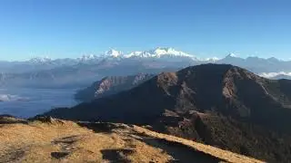 Mountain view and sunrise from Phalut top