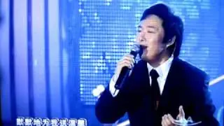 費玉清在2010 舞林盛典演唱《真的好想妳》