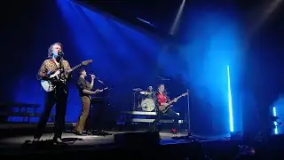 Franz Ferdinand - Build It Up (Live At Fronton Mexico, CDMX 2024)