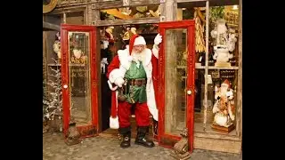 Santa Claus In Down Town Rittman, Ohio On A Snowy Christmas Eve