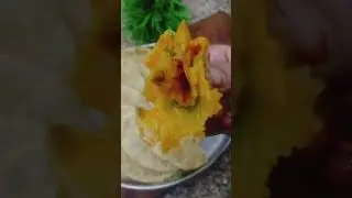 Tasty matar ki poori and aalu ki sabji @JyotiSingh_08 