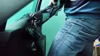 Снятие тонировки пленка llumar спустя 4 года, выгорела. + снятие обшивки двери passat b6