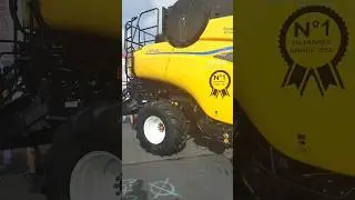 New Holland CR 9.90