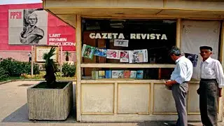 VAJZA E ARRATISUR U KTHYE SI TURISTE NË SHQIPËRI (1978)