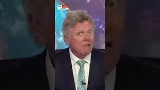 Rowan Dean reacts to Kamala Harris&rsquo; stepdaughter's daily hair routine