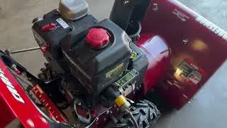 Craftsman 8hp/27&rdquo; snow blower startup (Briggs engine)