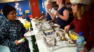USO No Dough Dinners Help Troops Between Checks