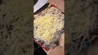 Homemade calzone #drewtv #cookingwithdrew #tryit #likeandsubscribe #follow