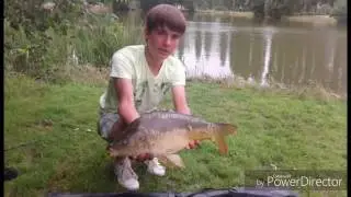 P&ecirc;che de la carpe en &eacute;tang.** &Eacute;t&eacute; 2016 ** HD