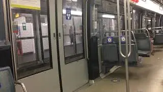 Trajet à bord d’un MP89 du métro 4 de Marcadet-poissonnier à Porte de Clignancourt