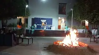 Humay Jahan Mai koi Sahibay Nazar Na Mila, Ghazal Sung by Sir Mazhar.