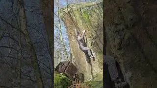 Suavito - Gardoms Edge - f7b  #climbing #bouldering #peakdistrict  #gritstone