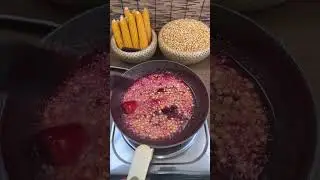 Make strawberry flavored popcorn #popcorn #snacks #food