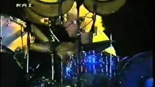 Siouxsie and the Banshees - Spellbound (live Milano 1982)