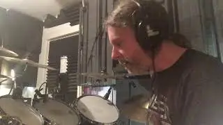 New subscribers! Thank you C.J., Cesar, Renaldo! Sick Drummer vid lick explained!