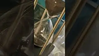 Reloj de arena y reloj de bolsillo