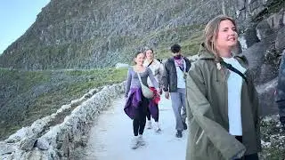 Đỉnh Mã Pì Lèng Nhiều Sự Thay Đổi Chóng Mặt - Đông kín Khách Nước Ngoài 