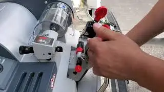 Bravo machine  copy key  house kw1