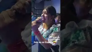@marilyn.toaza una hermosa voz, canta con un sentimiento que cada canción la hace única