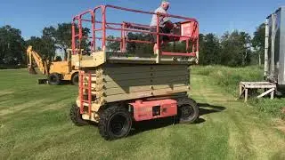 JLG 40' 400 CRT Scissor Lift lot 652