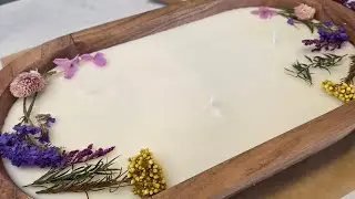 Making a Botanical Candle