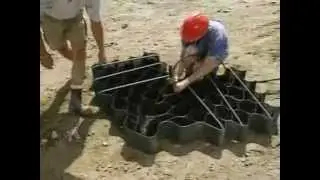 GEOWEB&reg; Geocell Earth Retention System Installation