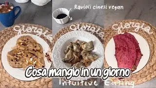 WHAT I EAT IN A DAY - what I eat in a day *INTUITIVE EATING* plant-based