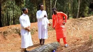 YESU AGOMBA KUJYA KUMUSARABA IGIHE CYARAGEZE😡  #regisskits