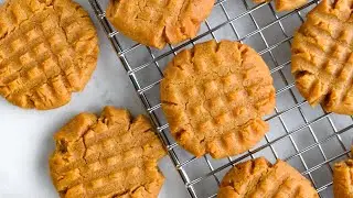 Easiest Vegan Peanut Butter Cookies