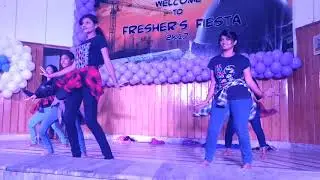 2nd yr girls grp dance i&ntilde; fresher's party civil 2k17,CVRCE