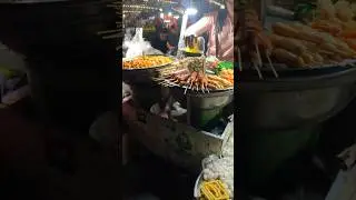 Night market Street food #streetfood #trendingshorts #phnompenh #yummyfood #walkstreet
