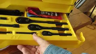 Stanley Socket and Ratchet Set ... Number STMT79302