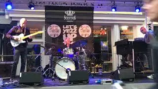 The Professionalz - Money (Pink Floyd cover)