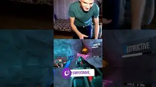 Гей пришел на физру  #twitch #simplysnake_
